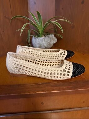 Dolce Vita Catia  Two-Tone Woven Ballet Flats — Cream and Black 9.5